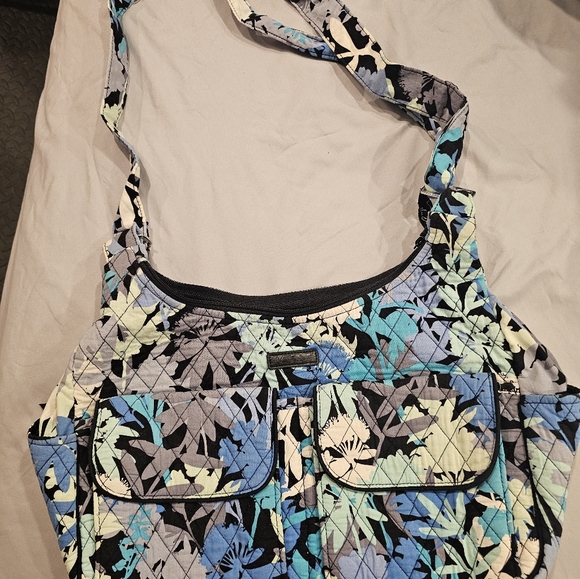 Vera Bradley crossbody - Picture 1 of 7